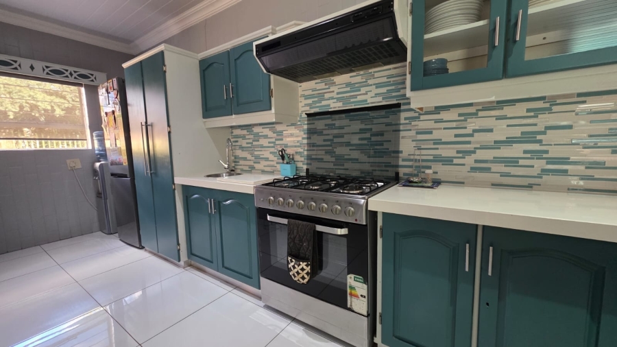 3 Bedroom Property for Sale in Wilkoppies North West